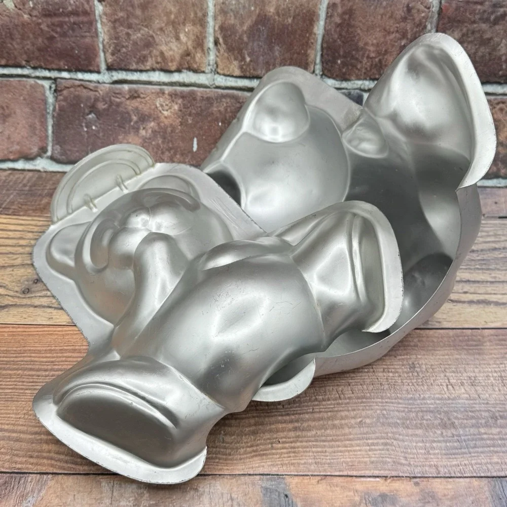 Wilton Stand Up 3D Cuddly Teddy Bear Cake Pan Baking Mold Set Aluminum Vintage